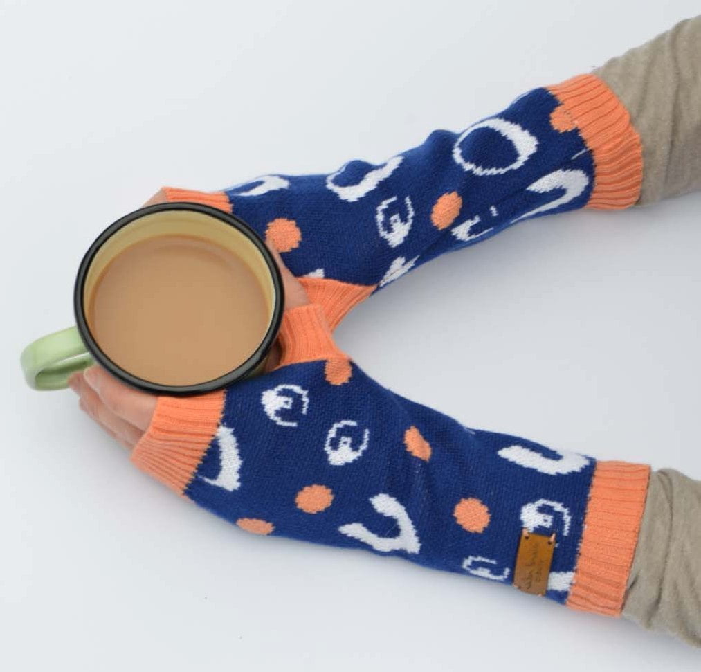 island goring navy wrist